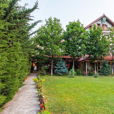 Семеен Хотел Къща Тодорови Stara Sagora Exterior foto