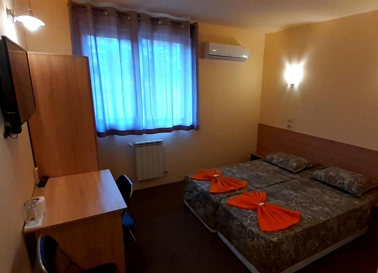 Семеен Хотел Къща Тодорови Stara Sagora Exterior foto