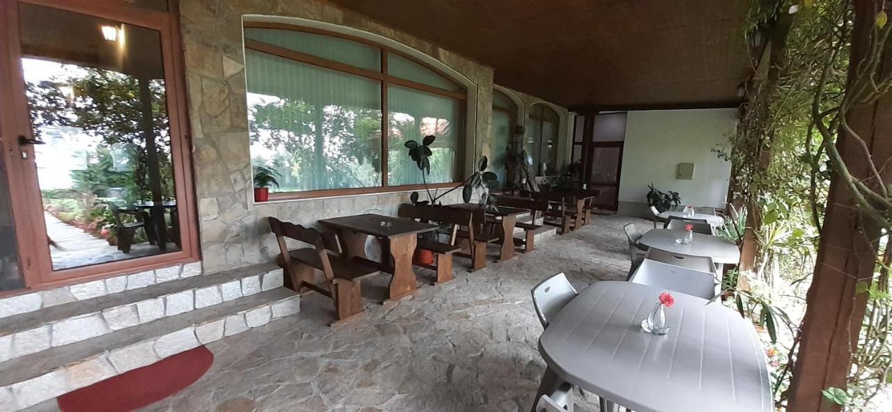 Семеен Хотел Къща Тодорови Stara Sagora Exterior foto